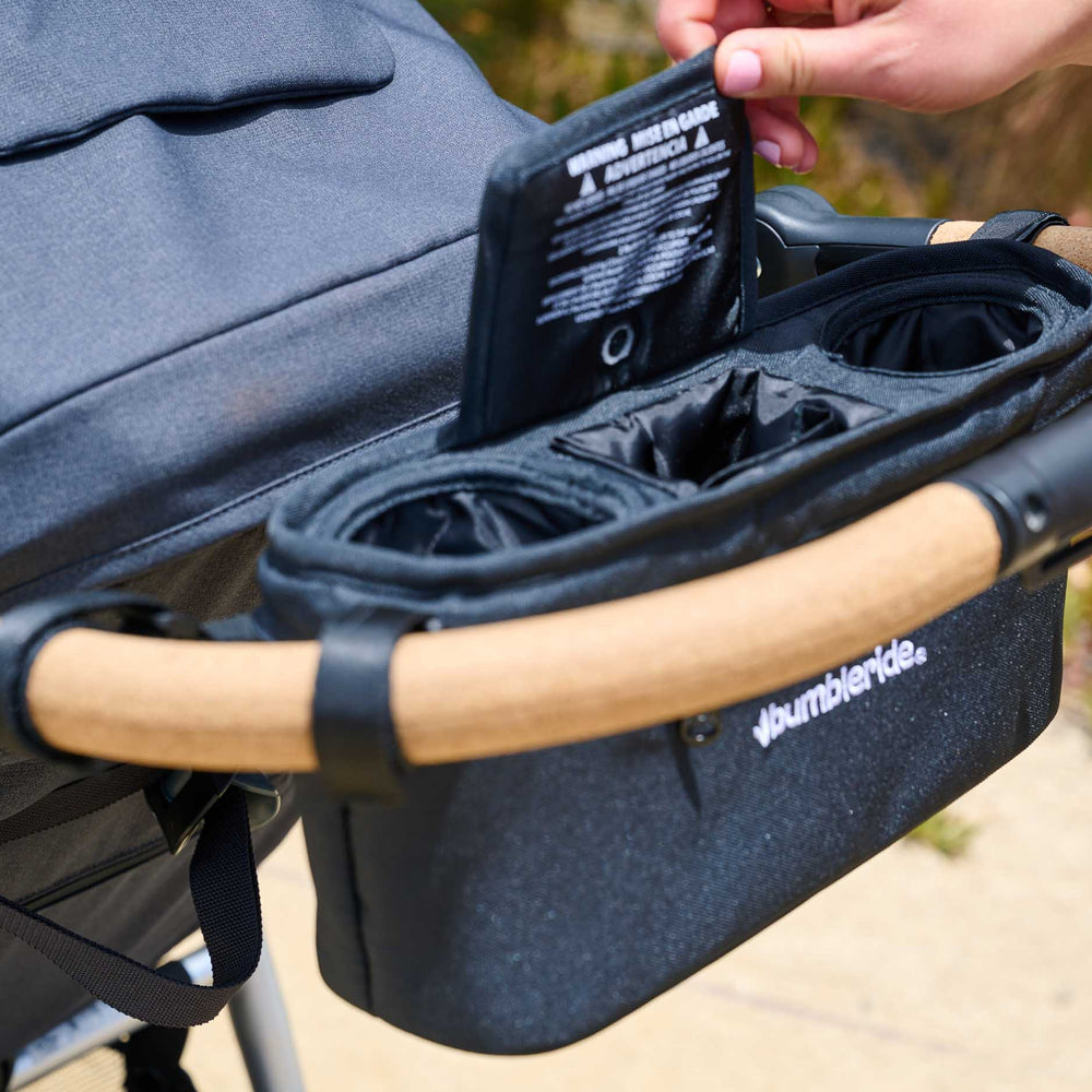 
                      
                        Bumbleride Parent Pack Handlebar Organizer Accessory on Era Stroller Handle - Pouch Open
                      
                    