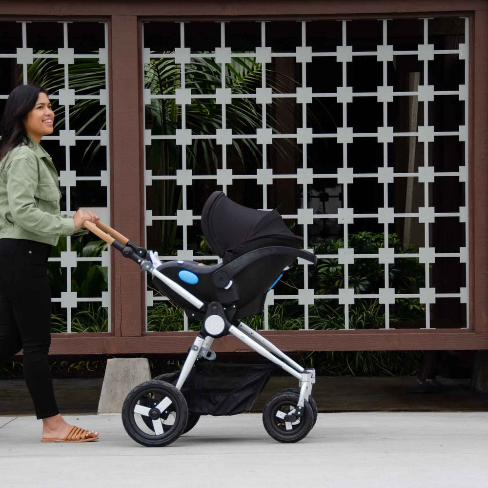 
                      
                        Bumbleride Era with Clek Liing Car Seat and Era Car Seat Adapter Global
                      
                    